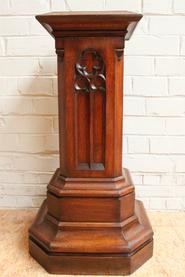 Oak gothic peddestal 19th century