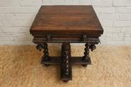 Walnut Renaissance table 19th century