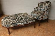 Walnut Louis XV long chair 19th century