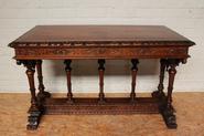 Walnut renaissance desk table 19th C