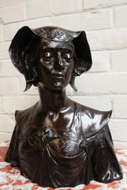 Bronze Art-Nouveau statue signed by H. Jacobs