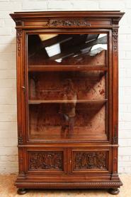 Walnut Henri II display cabinet 19th c.