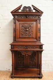 Little walnut renaissance cabinet 19th century