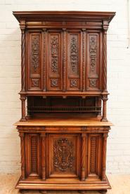 Nice quality walnut Henri II 5 doors cabinet 19th c.