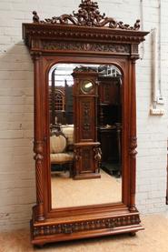 Nice quality walnut Henri II 19th C. cabinet