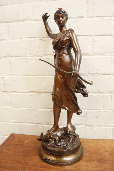 Bronze statue signed by LEVASSEUR 