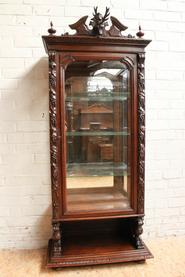 Walnut hunt dispay cabinet 19th century