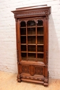 Renaissance style Display cabinet in Walnut, France 19th century