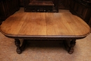 Henri II style Table in Walnut, France 19th century