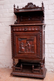 Breton Cabinet in oak