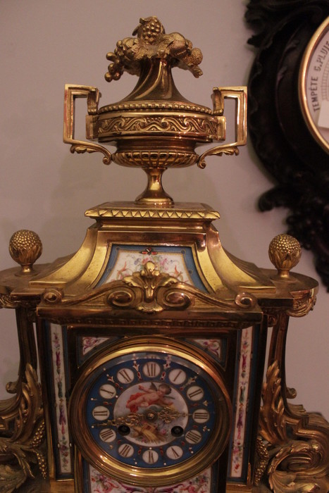 Bronze clock with Sevre porcelain