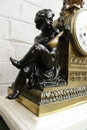 style Clock in Bronze and marble, France 19th century