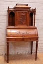 Renaissance style Desk in Walnut, France 19th century