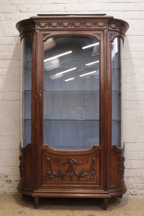 Eexceptional rounded Louis XVI display cabinet by BELLANGER PARIS