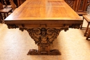 Renaissance style Dinning set in Walnut, France 19th century