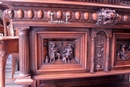 Renaissance style Dinning set in Walnut, France 19th century