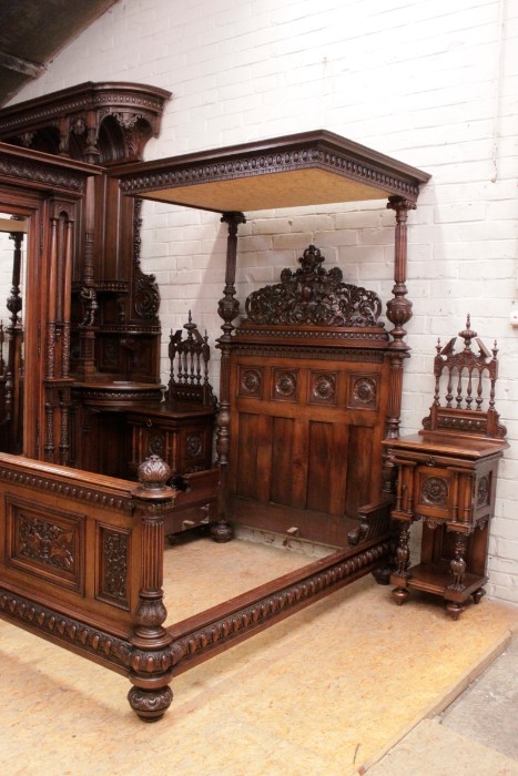 Exceptional 4 pc. renaissance bedroom in walnut