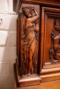 Renaissance style Desk in Walnut, France 19th century