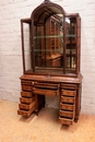 Louis XVI style Display desk in Walnut, France 19th century