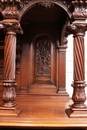 Renaissance style Dinning set in Walnut, France 19th century