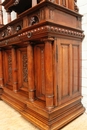 Renaissance style Cabinet in Walnut, France 19th century