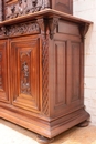 Renaissance style Cabinet in Walnut, France 19th century