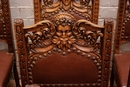 Renaissance style Table and chairs in Walnut, France 19th century