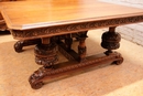 Renaissance style Table and chairs in Walnut, France 19th century