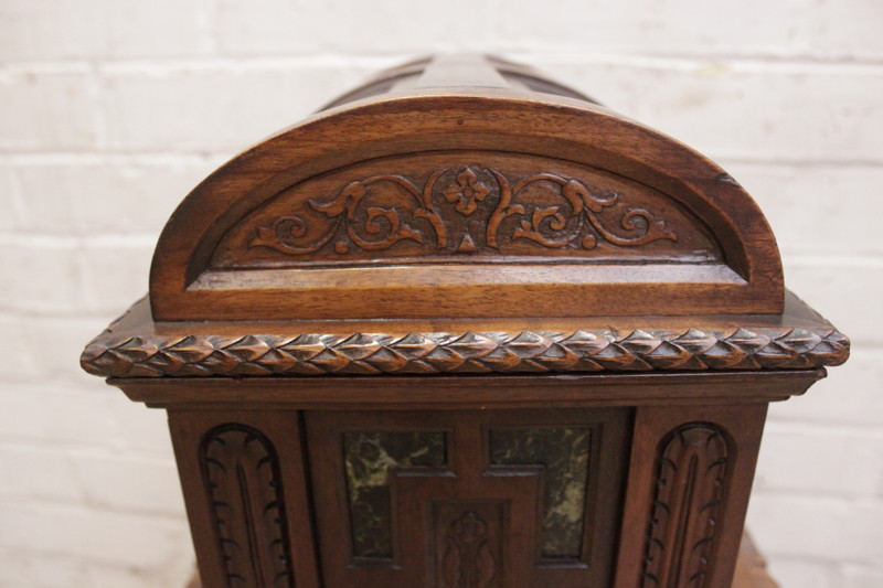 Exceptional renaissance table trunk in walnut and marble