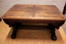 Renaissance style Desk table in Walnut, France 19th century