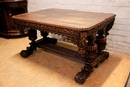 Renaissance style Desk table in Walnut, France 19th century