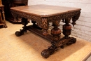 Renaissance style Desk table in Walnut, France 19th century