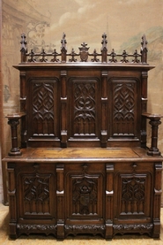 Gothic Hall bench in oak finished back side