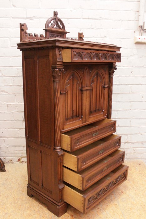 Gothic Secretary desk in walnut with marble top