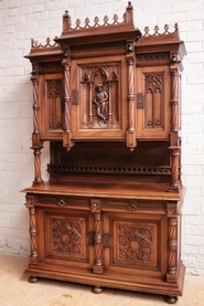 Gothic style cabinet in walnut