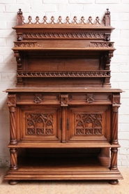 Gothic style server in walnut