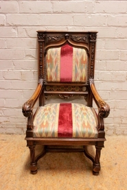 Gothic/renaissance Arm chairin walnut