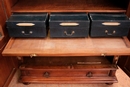 Henri II style Bookcase in Walnut, France 19th century