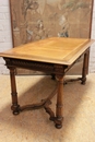 Henri II style Desk table in Walnut, France 19th century