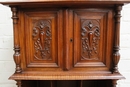 Henri II style cabinet in Walnut, France 19th century