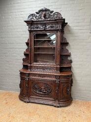 Hunt bombe cabinet in oak