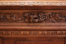 Hunt style Cabinet in Oak, France 19th century