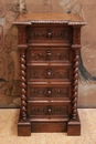 Hunt style End table in Oak, France 19th century