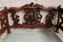 Louis XV style bench in Walnut, France 19th century