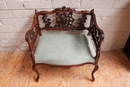 Louis XV style bench in Walnut, France 19th century