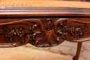 Louis XV style Canape in Walnut, France 19th century