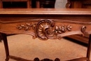 Louis XV style Center table in Walnut, France 19th century