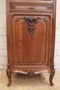 Louis XV style Display cabinet in Walnut, France 1900