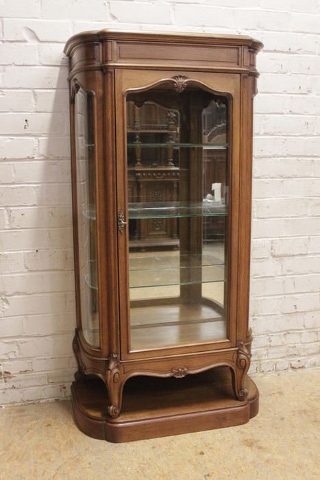 Louis XV Display cabinet in walnut signed Jeanselme Paris