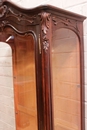 Louis XV style Display cabinet in Walnut, France 1900